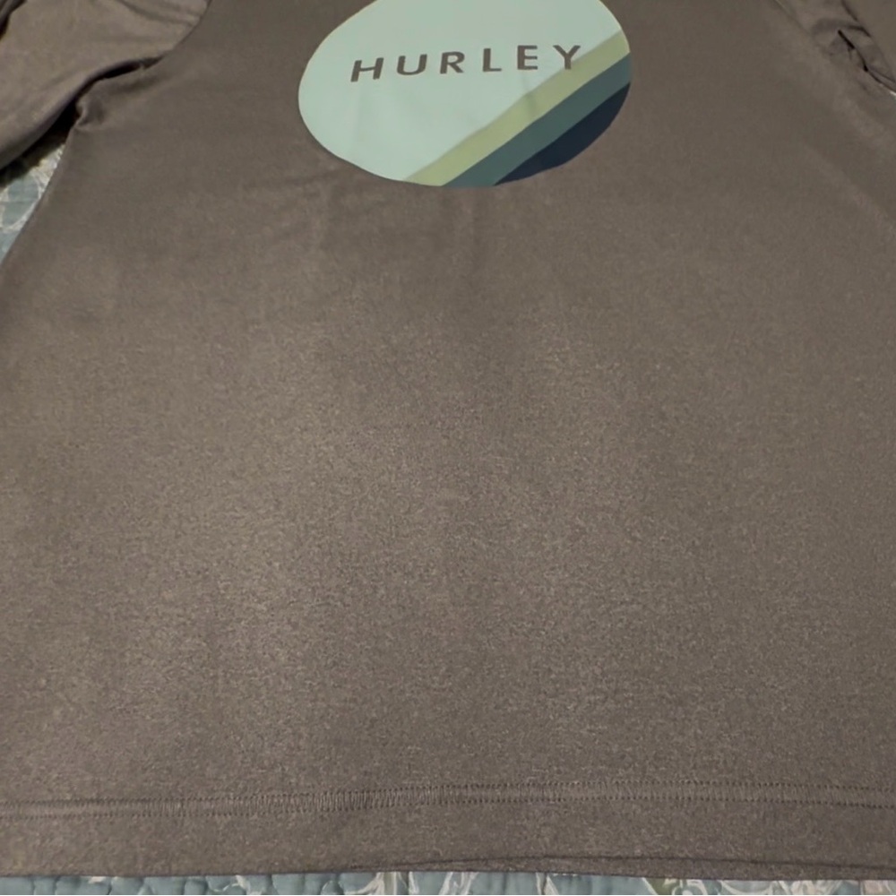 Hurley Grey rash guard long sleeve, sm, logo on chest, like new. - Picture 2 of 9